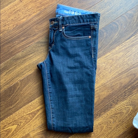 GAP dark wash skinny jeans - Picture 2 of 7